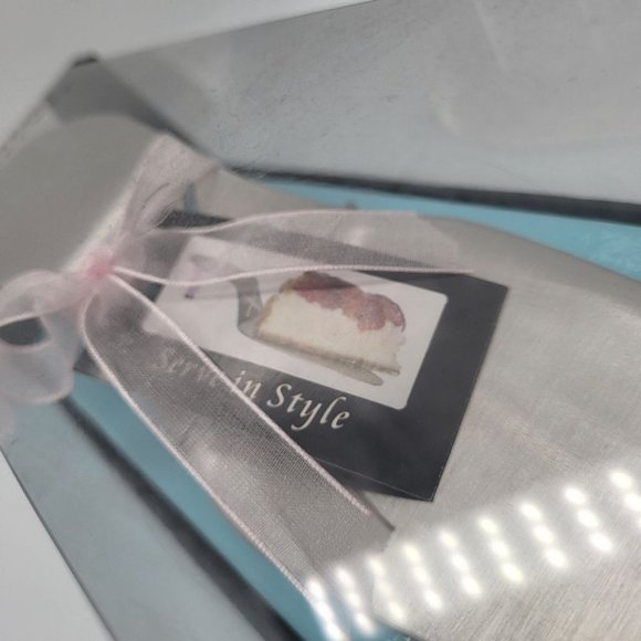 Pink High Heel Cake Server Magnetic Heel - Picture 4 of 6